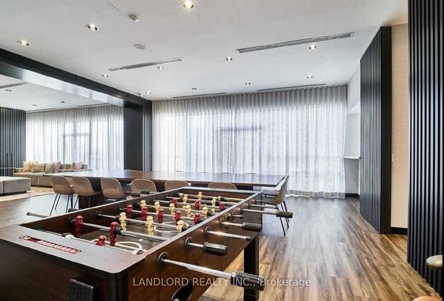 1803 - 23 Hollywood Ave, Condo with 2 bedrooms, 1 bathrooms and 0 parking in Toronto ON | Image 14
