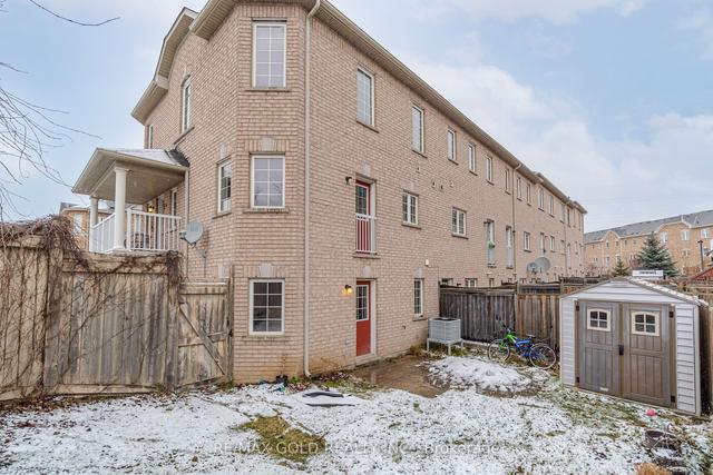 1 Berringer Grve, House attached with 3 bedrooms, 4 bathrooms and 2 parking in Brampton ON | Image 35
