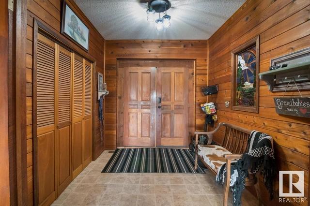 17407 Twp Rd 500, House detached with 5 bedrooms, 2 bathrooms and null parking in Beaver County AB | Image 4