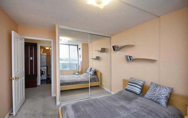 1109 - 7250 Yonge St, Condo with 2 bedrooms, 2 bathrooms and 2 parking in Vaughan ON | Image 7