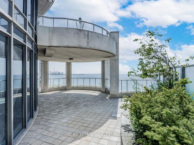 lph19 - 2095 Lake Shore Blvd W, Condo with 3 bedrooms, 4 bathrooms and 4 parking in Toronto ON | Image 31