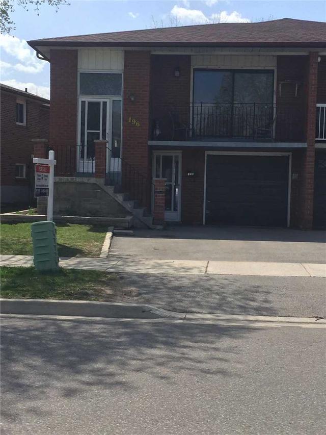 196 Harold St, House semidetached with 3 bedrooms, 2 bathrooms and 4 parking in Brampton ON | Image 12