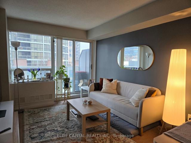 508 - 31 Bales Ave, Condo with 1 bedrooms, 1 bathrooms and 1 parking in Toronto ON | Image 4