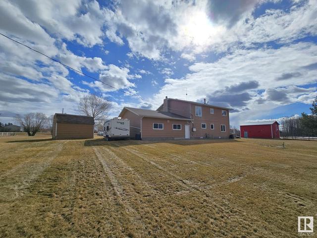 50104 Rge Rd 73, House detached with 4 bedrooms, 2 bathrooms and null parking in Brazeau County AB | Image 54