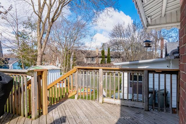 32 Fairway Ave, House detached with 2 bedrooms, 2 bathrooms and 3 parking in Belleville ON | Image 29
