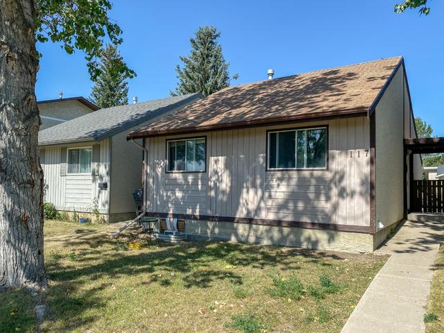 117 Simon Fraser Boulevard W, House detached with 4 bedrooms, 2 bathrooms and 2 parking in Lethbridge AB | Image 1