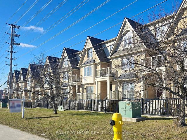 146 Kingston Rd W, Townhouse with 2 bedrooms, 2 bathrooms and 1 parking in Ajax ON | Image 12