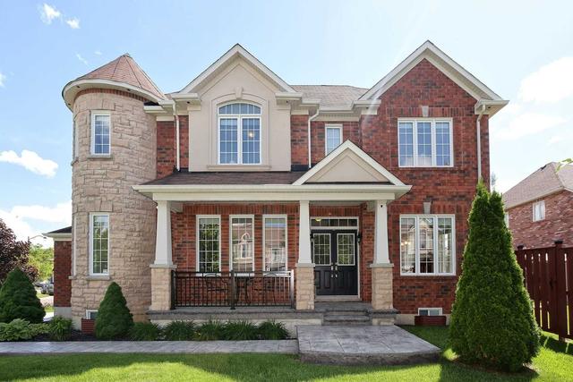 7314 Saint Barbara Blvd, House detached with 4 bedrooms, 3 bathrooms and 6 parking in Mississauga ON | Image 34