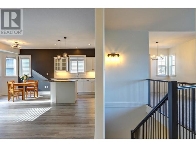 991 Mt Begbie Drive, House detached with 5 bedrooms, 3 bathrooms and 5 parking in Vernon BC | Image 6