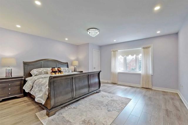 398 Weldrick Rd E, House detached with 5 bedrooms, 4 bathrooms and 6 parking in Richmond Hill ON | Image 16
