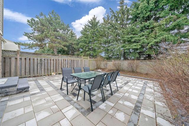 48 Raleigh Cres, House attached with 3 bedrooms, 2 bathrooms and 3 parking in Markham ON | Image 28
