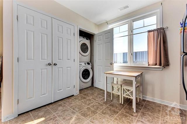 258 Shanly Private, Townhouse with 2 bedrooms, 2 bathrooms and 1 parking in Ottawa ON | Image 14