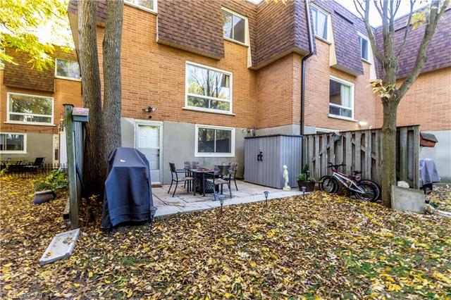 56 - 120 Country Club Drive, House attached with 3 bedrooms, 1 bathrooms and 1 parking in Guelph ON | Image 33