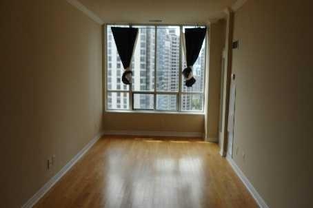 uph06 - 28 Byng Ave, Condo with 2 bedrooms, 2 bathrooms and 1 parking in Toronto ON | Image 2