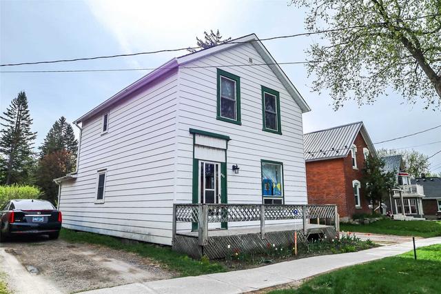 213 Victoria St, House detached with 3 bedrooms, 1 bathrooms and 3 parking in Shelburne ON | Image 12