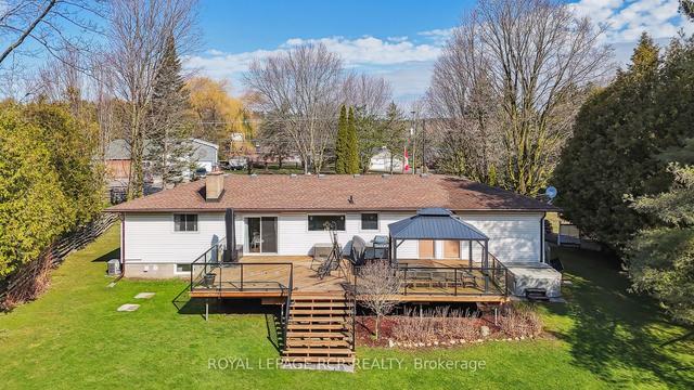 9205 Sideroad 24, House detached with 3 bedrooms, 2 bathrooms and 5 parking in Erin ON | Image 30
