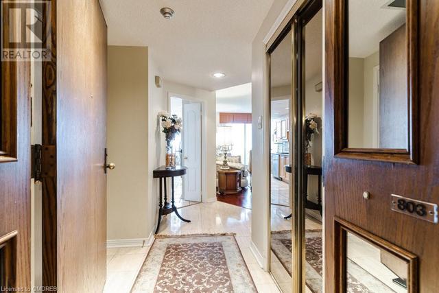 1903 Pilgrims Way Unit# 803, Condo with 2 bedrooms, 2 bathrooms and 1 parking in Oakville ON | Image 14