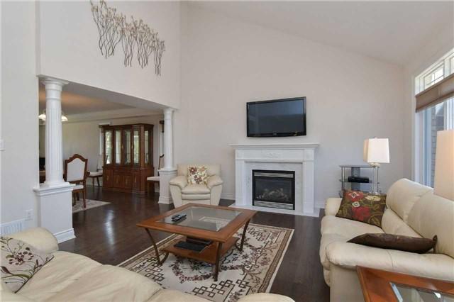 2 Tuscany Grande, Condo with 1 bedrooms, 3 bathrooms and 2 parking in New Tecumseth ON | Image 7