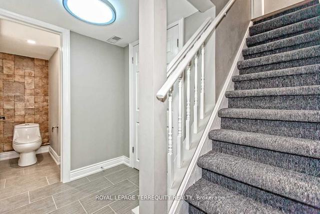 254 Cedarvale Ave, House detached with 2 bedrooms, 2 bathrooms and 0 parking in Toronto ON | Image 6