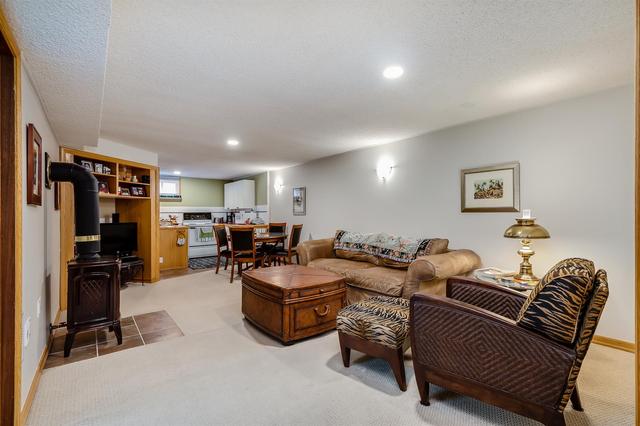 4720 26 Avenue Sw, House detached with 4 bedrooms, 2 bathrooms and 5 parking in Calgary AB | Image 17