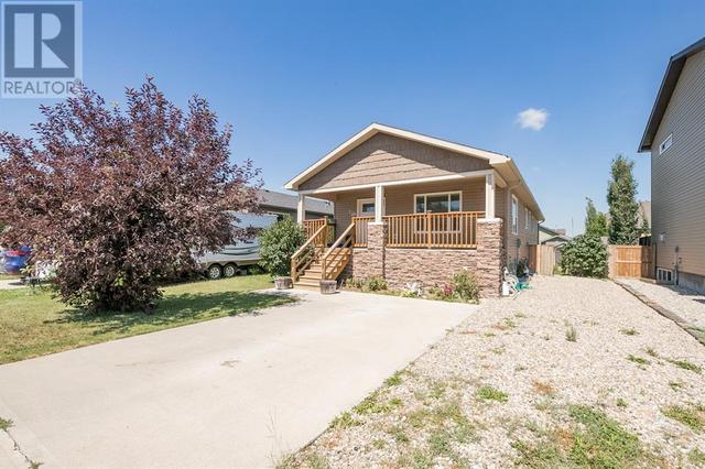 329 10b Street, House detached with 3 bedrooms, 2 bathrooms and 2 parking in Nobleford AB | Image 33