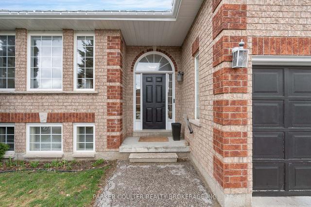 90 Larkin Dr, House detached with 2 bedrooms, 2 bathrooms and 3 parking in Barrie ON | Image 31