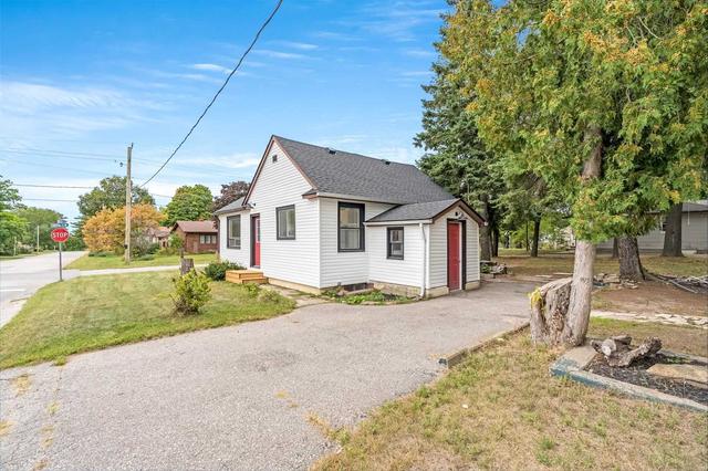 190 Peter St, House detached with 1 bedrooms, 2 bathrooms and 5 parking in Gravenhurst ON | Image 11