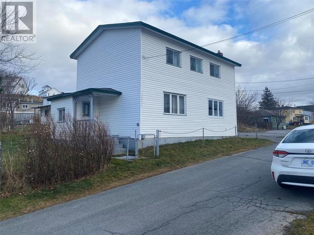 52 Hindys Lane, House detached with 4 bedrooms, 1 bathrooms and null parking in Winterton NL | Image 1