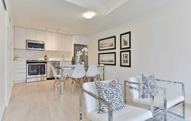 th7 - 3237 Bayview Ave, Townhouse with 2 bedrooms, 3 bathrooms and 1 parking in Toronto ON | Image 4