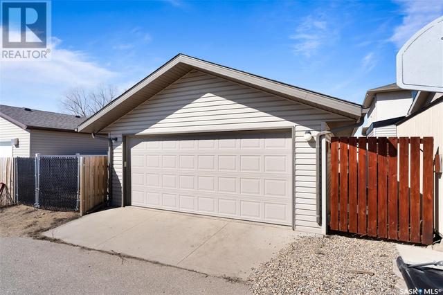 1923 Kumar Lane, House detached with 3 bedrooms, 3 bathrooms and null parking in Regina SK | Image 37