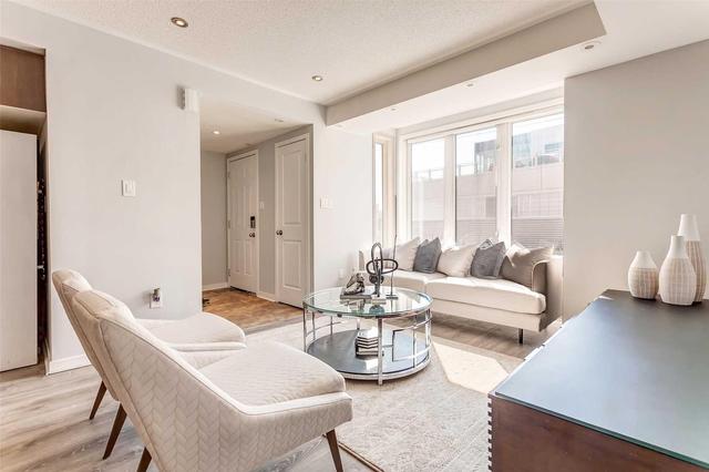 67 Carroll St, Townhouse with 1 bedrooms, 2 bathrooms and 1 parking in Toronto ON | Image 6