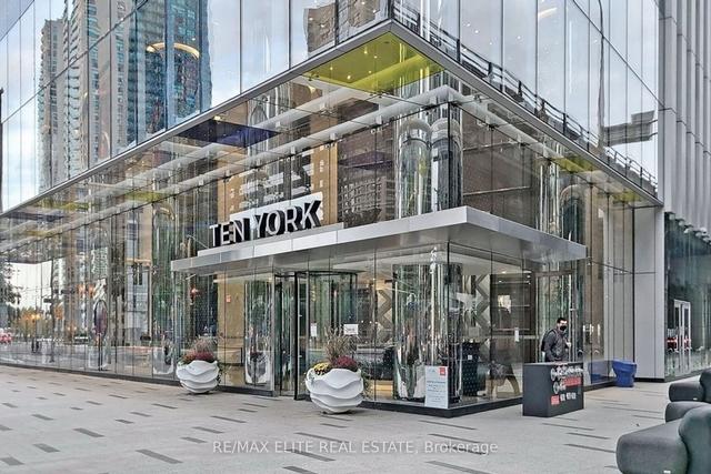 1109 - 10 York St, Condo with 1 bedrooms, 1 bathrooms and 0 parking in Toronto ON | Image 1