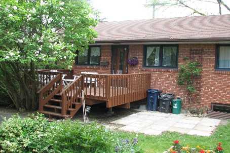 2 Tangmere Rd, House detached with 3 bedrooms, 2 bathrooms and 3 parking in Toronto ON | Image 8