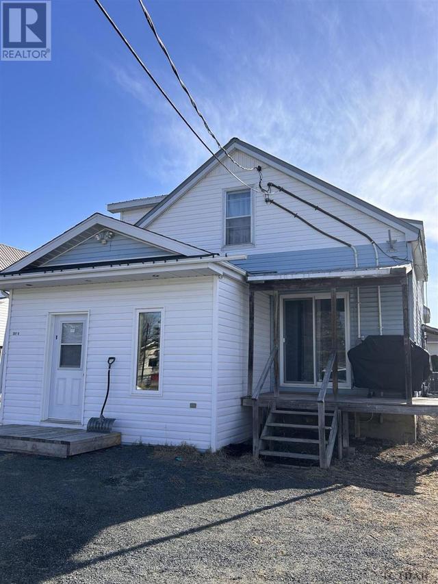 287 Tenth Ave, House other with 0 bedrooms, 0 bathrooms and null parking in Cochrane ON | Image 2