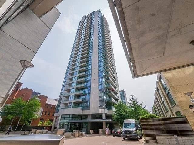 1001 - 281 Mutual St, Condo with 2 bedrooms, 1 bathrooms and 1 parking in Toronto ON | Image 1