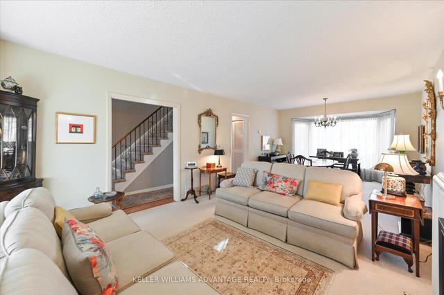 35 Knollview Cres, House detached with 4 bedrooms, 3 bathrooms and 6 parking in Toronto ON | Image 30