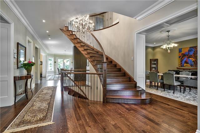 1502 Carmen Dr, House detached with 4 bedrooms, 7 bathrooms and 10 parking in Mississauga ON | Image 2