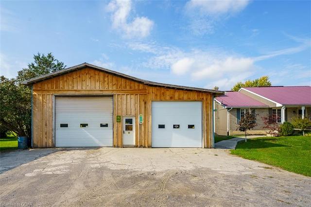 325 County Road 30, House detached with 3 bedrooms, 2 bathrooms and 10 parking in Prince Edward County ON | Image 41