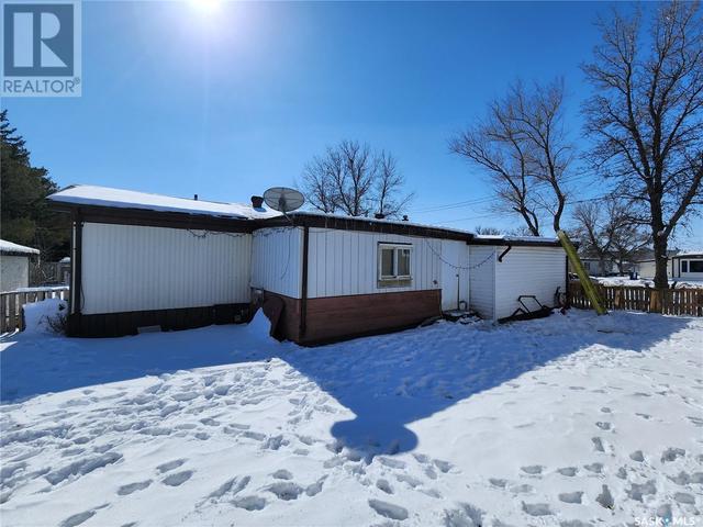 109 Larch Street, Home with 2 bedrooms, 1 bathrooms and null parking in Caronport SK | Image 22