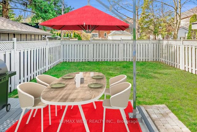 6 Armadale Ave, House detached with 3 bedrooms, 4 bathrooms and 3 parking in Toronto ON | Image 29