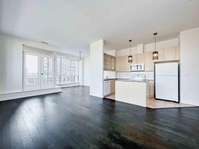 308 - 797 Don Mills Rd, Condo with 2 bedrooms, 2 bathrooms and 1 parking in Toronto ON | Image 3