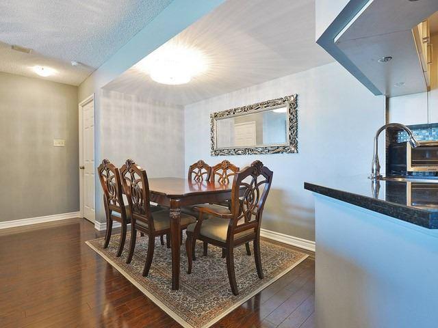 1003 - 250 Webb Dr, Condo with 2 bedrooms, 2 bathrooms and 2 parking in Mississauga ON | Image 6