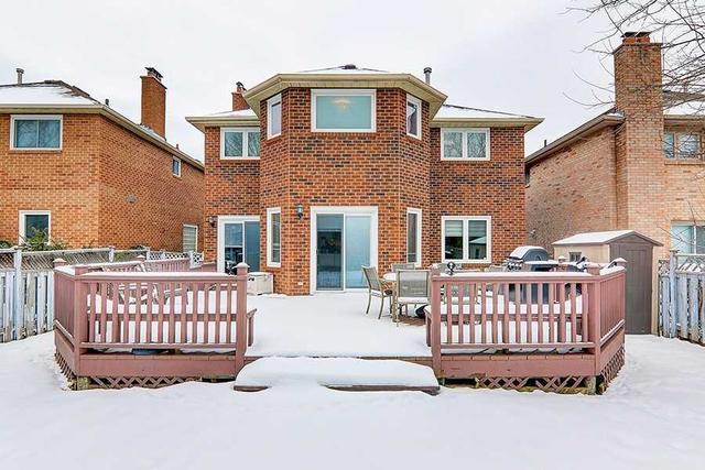 14 Brownridge Dr N, House detached with 4 bedrooms, 4 bathrooms and 4 parking in Vaughan ON | Image 24