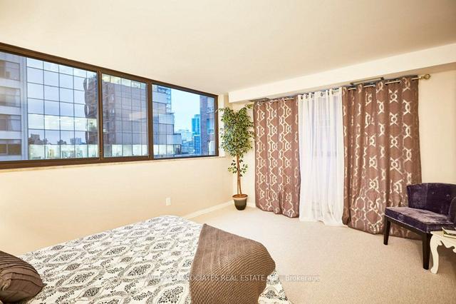 1005 - 15 Mcmurrich St, Condo with 3 bedrooms, 2 bathrooms and 2 parking in Toronto ON | Image 20