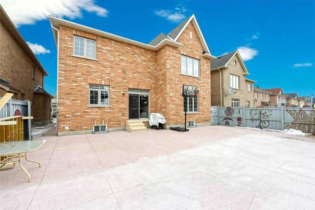 80 Leparc Rd, House detached with 5 bedrooms, 7 bathrooms and 7 parking in Brampton ON | Image 28