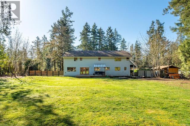 674 Braemar Ave, House detached with 6 bedrooms, 6 bathrooms and 10 parking in North Saanich BC | Image 43