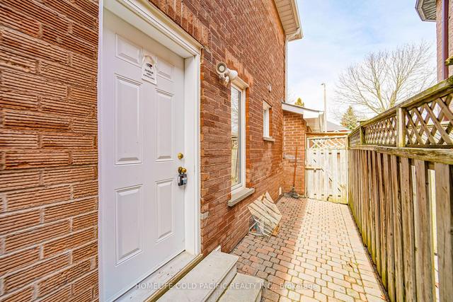17 Crandall Dr, House detached with 4 bedrooms, 5 bathrooms and 4 parking in Markham ON | Image 32