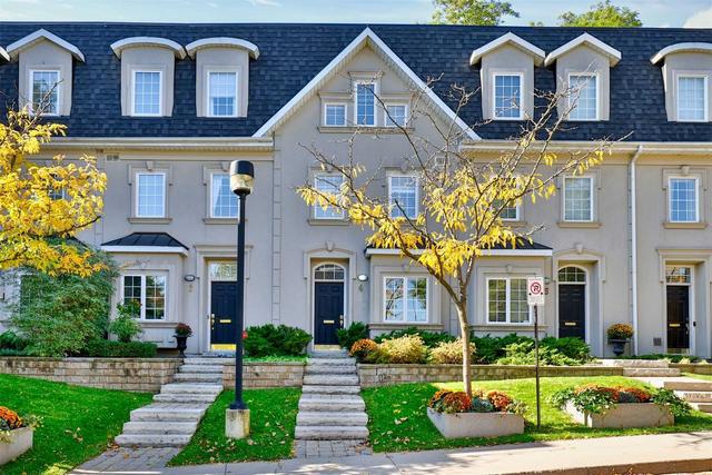 4 - 60 Lorindale Ave, Townhouse with 4 bedrooms, 4 bathrooms and 2 parking in Toronto ON | Image 1