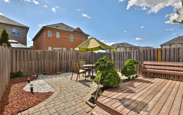 84 Orion Ave, House semidetached with 3 bedrooms, 4 bathrooms and 4 parking in Vaughan ON | Image 25