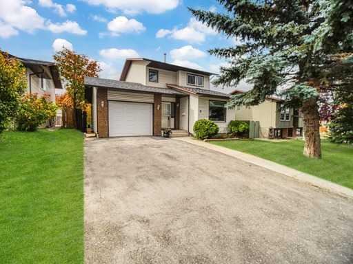 8 Beddington Crescent Ne, House detached with 3 bedrooms, 2 bathrooms and 2 parking in Calgary AB | Image 2